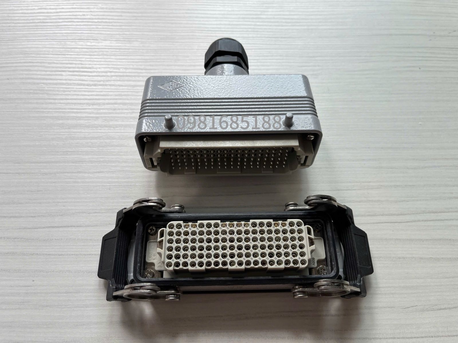 giắc cắm 108 chân