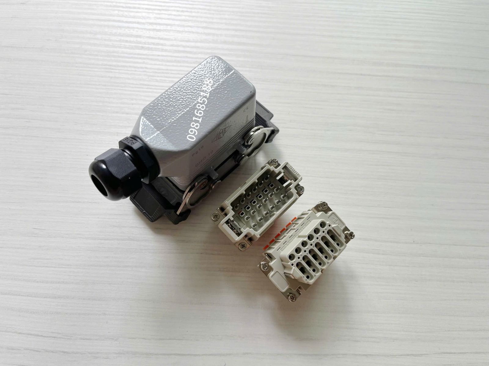 Giắc cắm 18 chân 10A