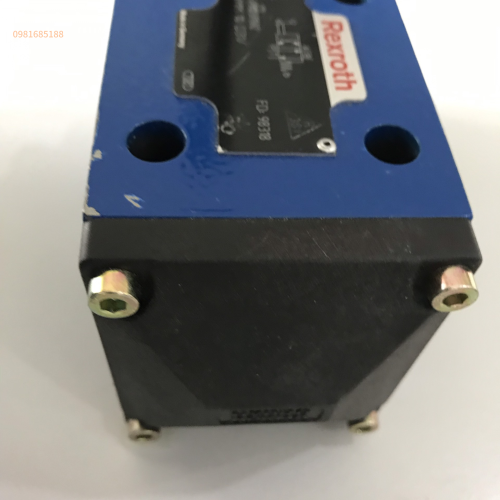 Van Rexroth MNR: R900591592 4WMM 10 D31