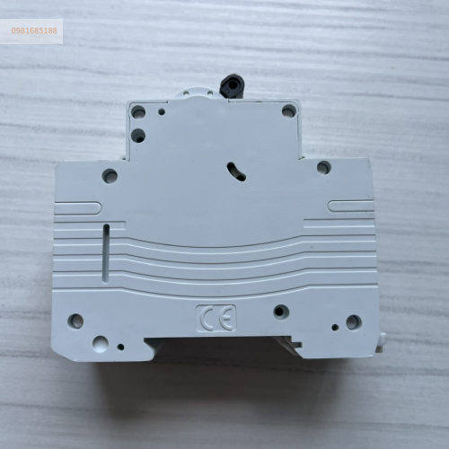 CB đóng cắt DC 2P 32A EKM1-63DC hãng Chanan