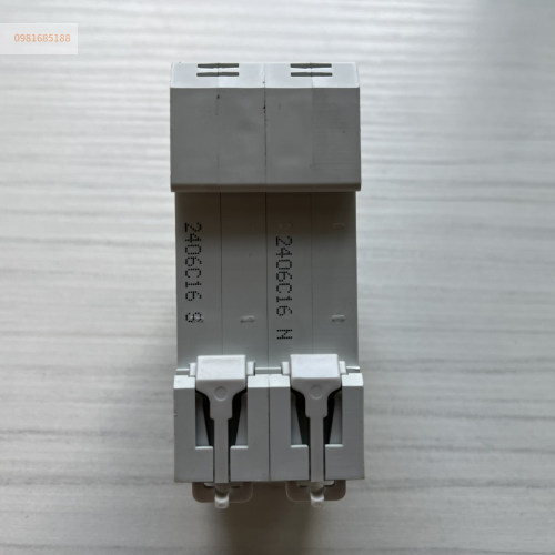 CB đóng cắt điện DC 16A 2P EKM1-63DC 16A Hãng Chanan