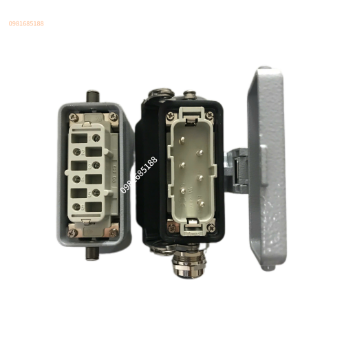 Giắc cắm 6 chân 35A loại đế nổi có nắp đậy hãng ILME
