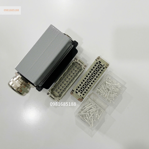 Giắc cắm 46 chân 16A loại vuông hãng ILME