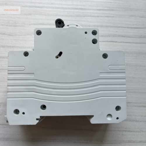 CB đóng cắt điện DC 16A 2P EKM1-63DC 16A Hãng Chanan