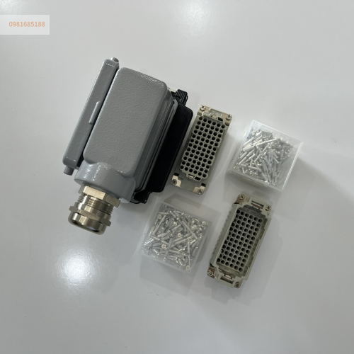 giắc cắm 72 chân 10A ILME kiểu 1 khóa có nắp đậy