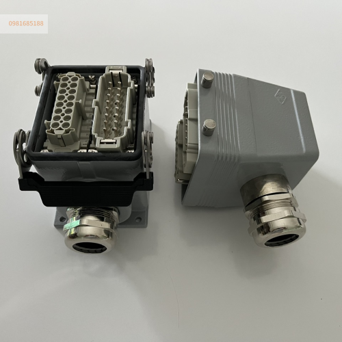 Giắc cắm 32 chân 16A hãng ILME vỏ gắn nổi