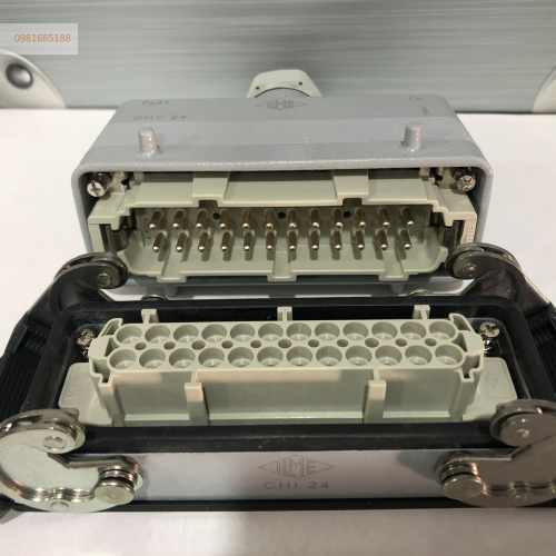 Giắc cắm ( jack cắm) 24 chân 16A ILME cáp ra trên PG21
